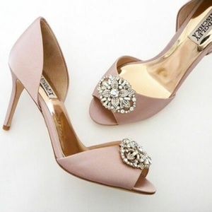 BADGLEY MISCHKA Dana Peep Toe Pumps
